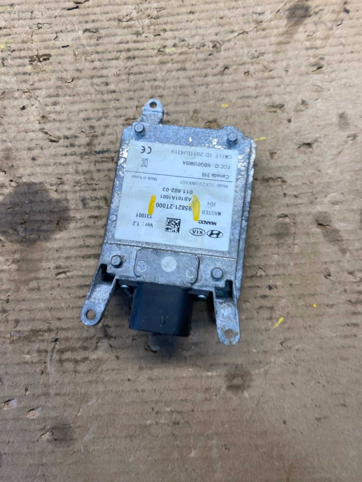 2014 - 2015 Kia Optima Rear Left Driver Blind Spot Radar Module R2668 DG5