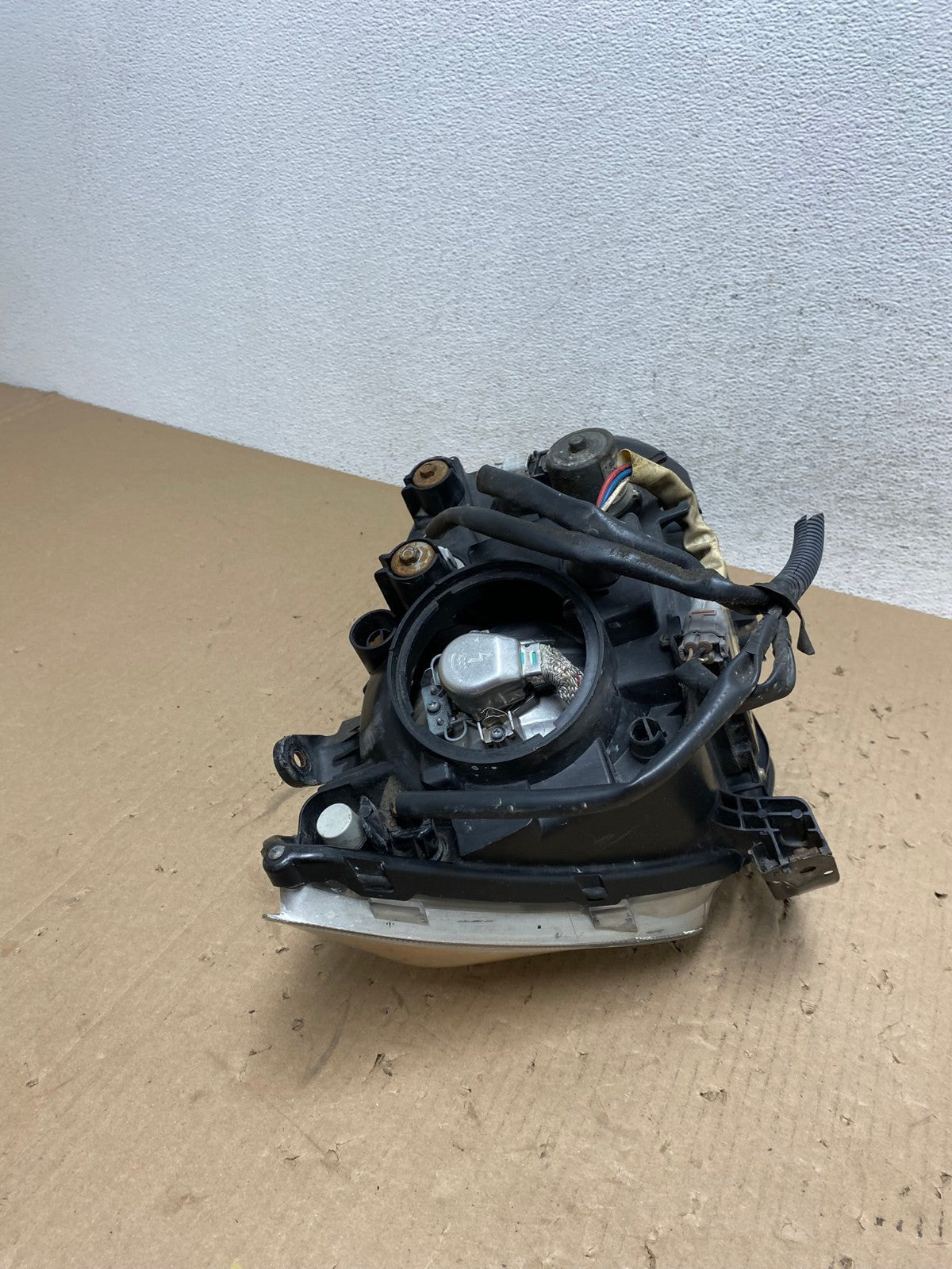 2008 2009 2010 Toyota Avalon Left Driver LH Side Xenon Headlight AE8830 LK8