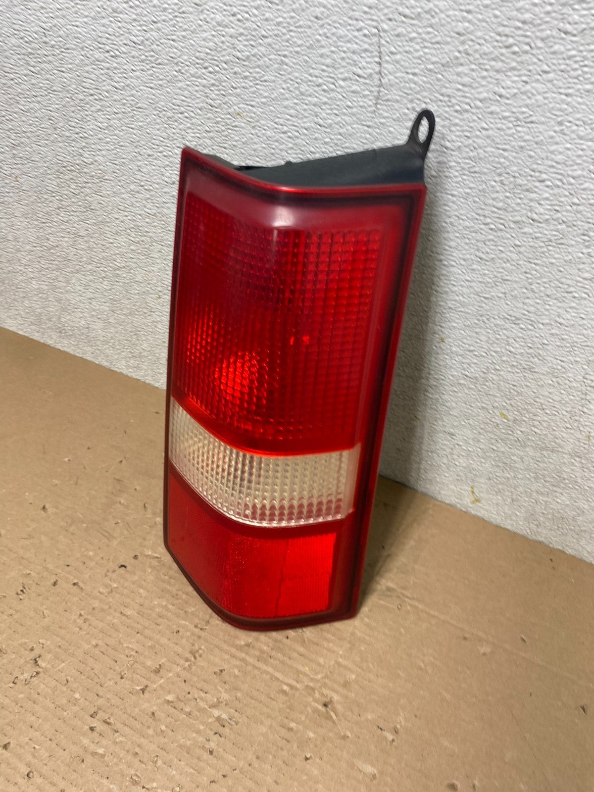 2003 2017 Chevrolet Express 1500 2500 3500 Right Passenger Tail Light R0651 DW1