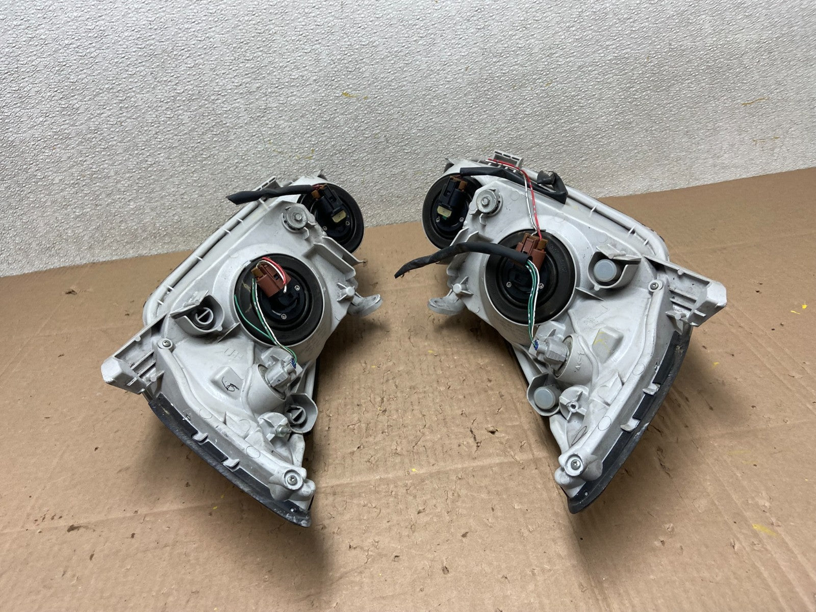 2002 2003 2004 Toyota Camry Left+Right Set Side Halogen Headlights Y2900 DW9