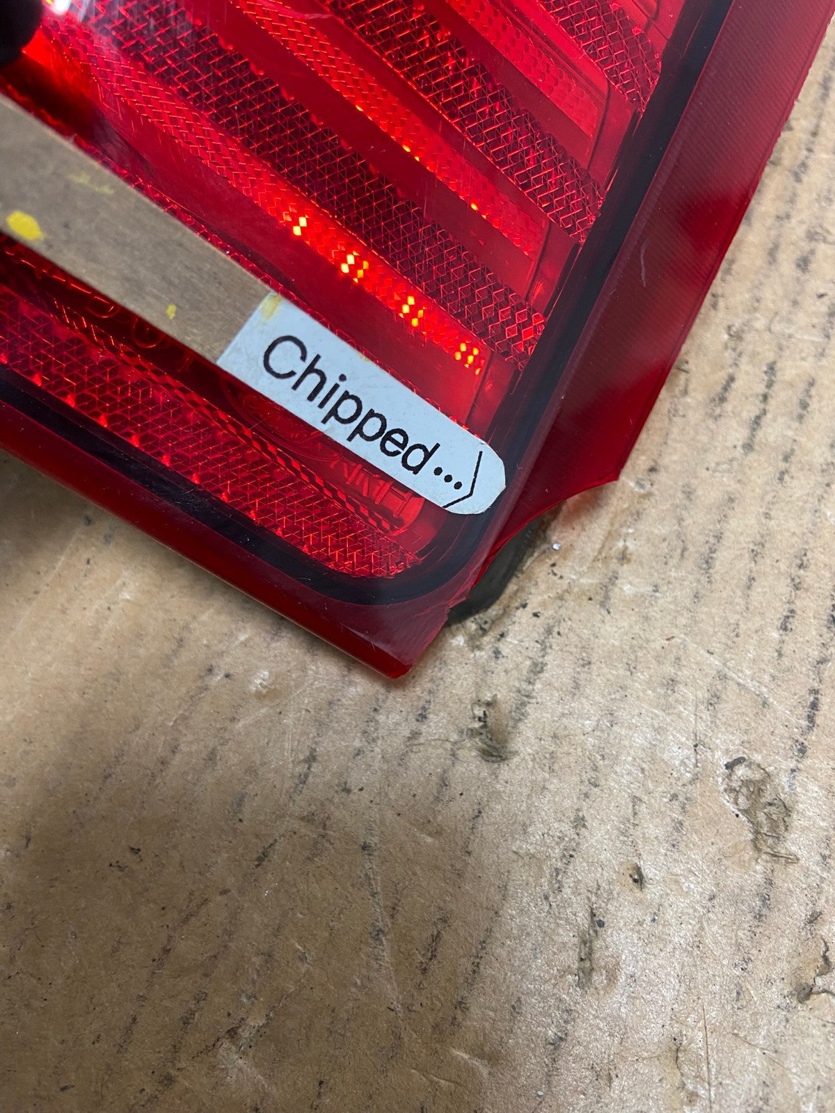 2002 to 2005 Ford Explorer Right Passenger Rh Side Tail light AE0336 LK4