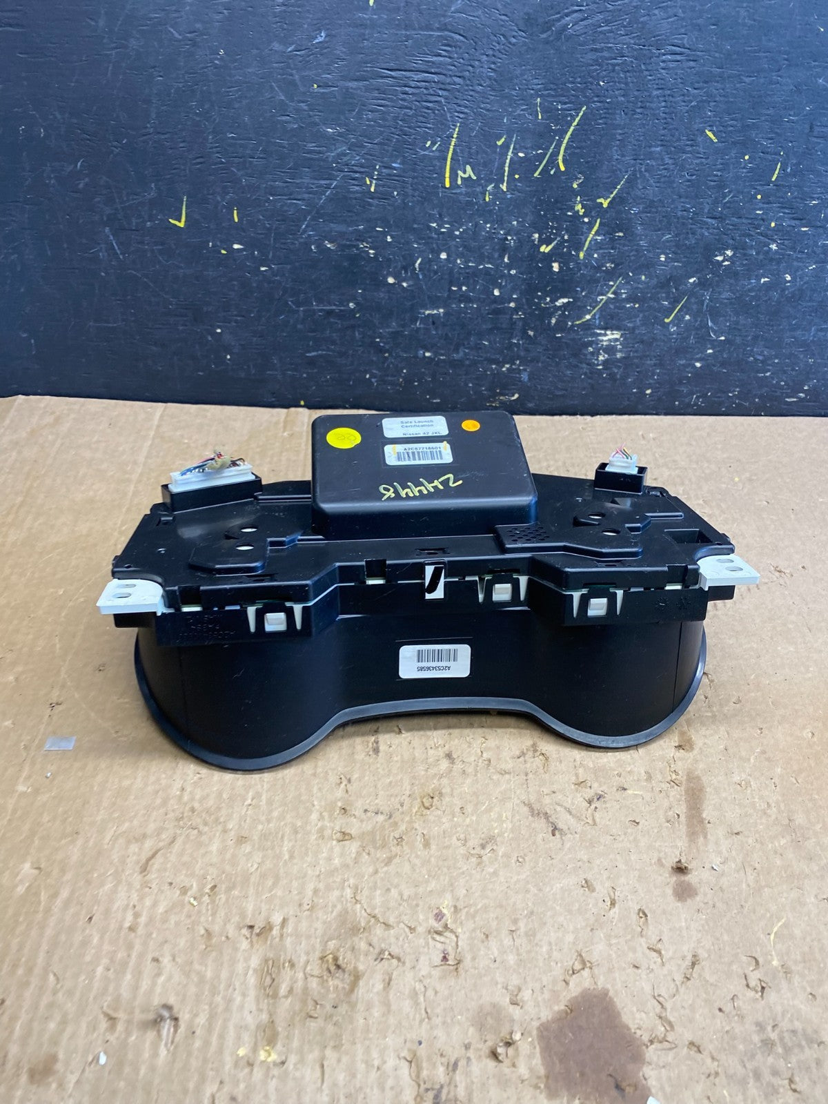 2014 Nissan Pathfinder Speedometer Cluster Gauge OEM  z4448 DG4