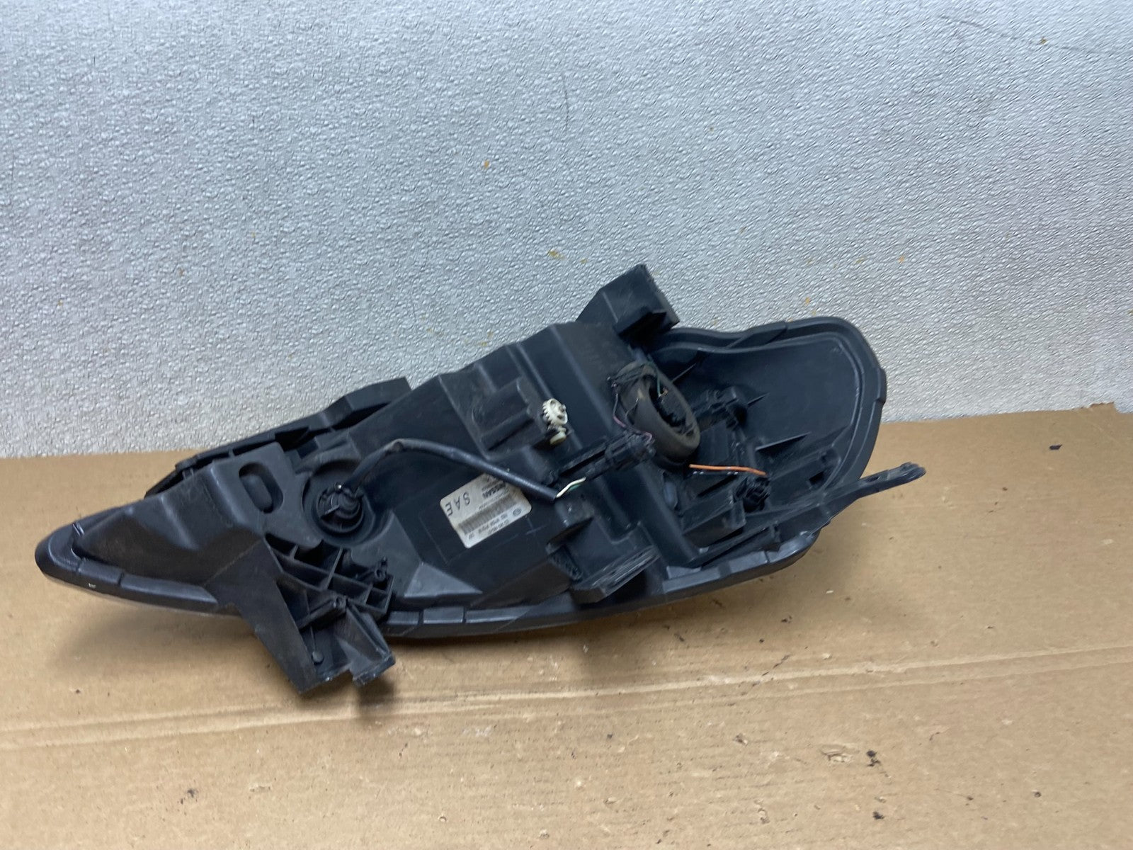 2008 to 2012 Nissan Versa Headlight Halogen Left Driver Lh Side AB4505 DW5