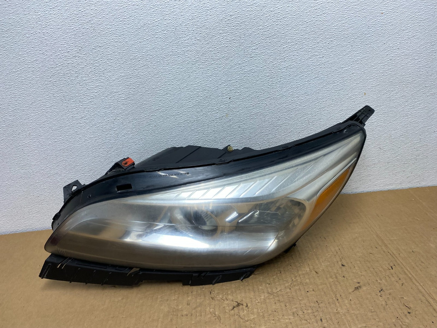 2013 2014 2015 Chevrolet Malibu Headlight Projector Left Driver Side AC77640