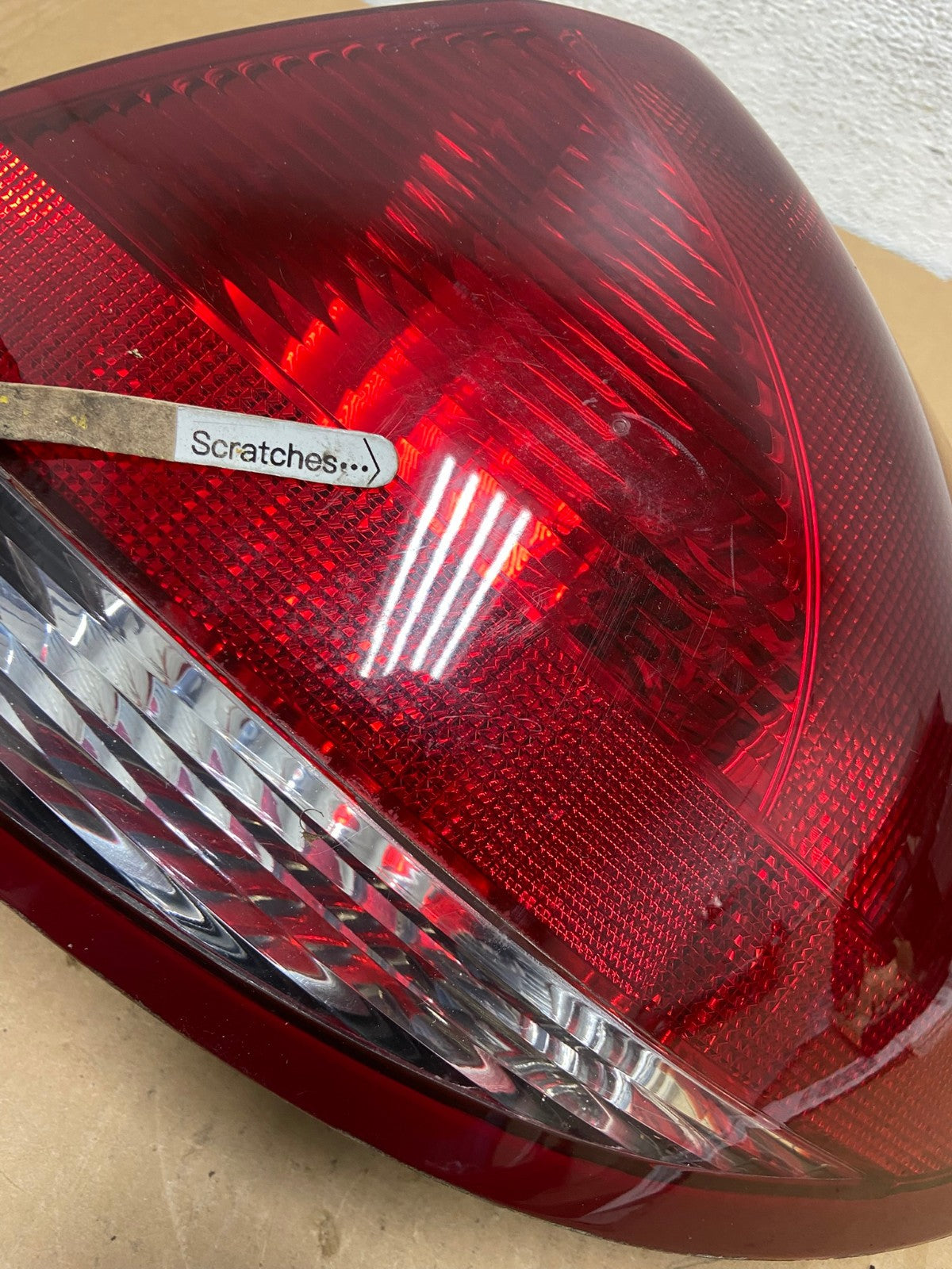 2004 2005 2006 2007 Ford Taurus Right Passenger Side Tail Light AD2739 LK3