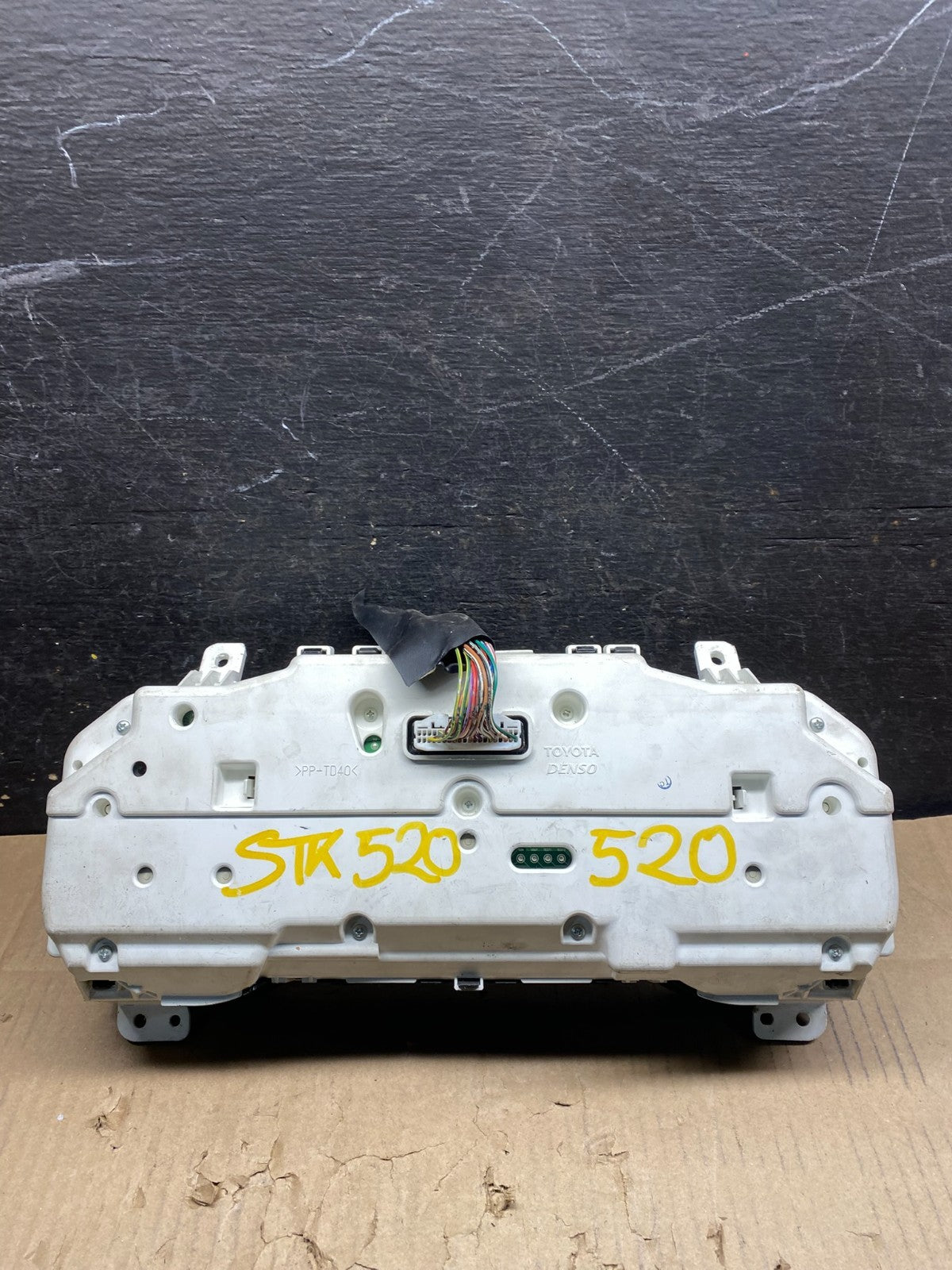 2008 2009 2010 Toyota Sienna Speedometer Cluster Gauge OEM W4005 PS5