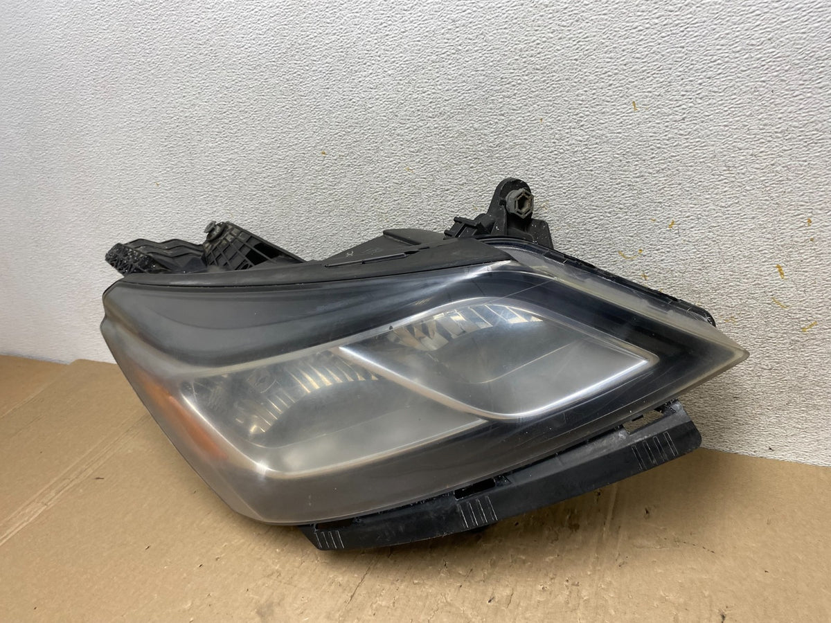2013-2017 Chevrolet Traverse Right Passenger Side Halogen Headlight AJ2262 DW1