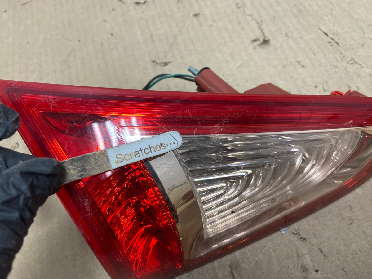 2008-2012 Infiniti Ex35 Inner Left Driver LH Side Tail Light AH6913 LK3