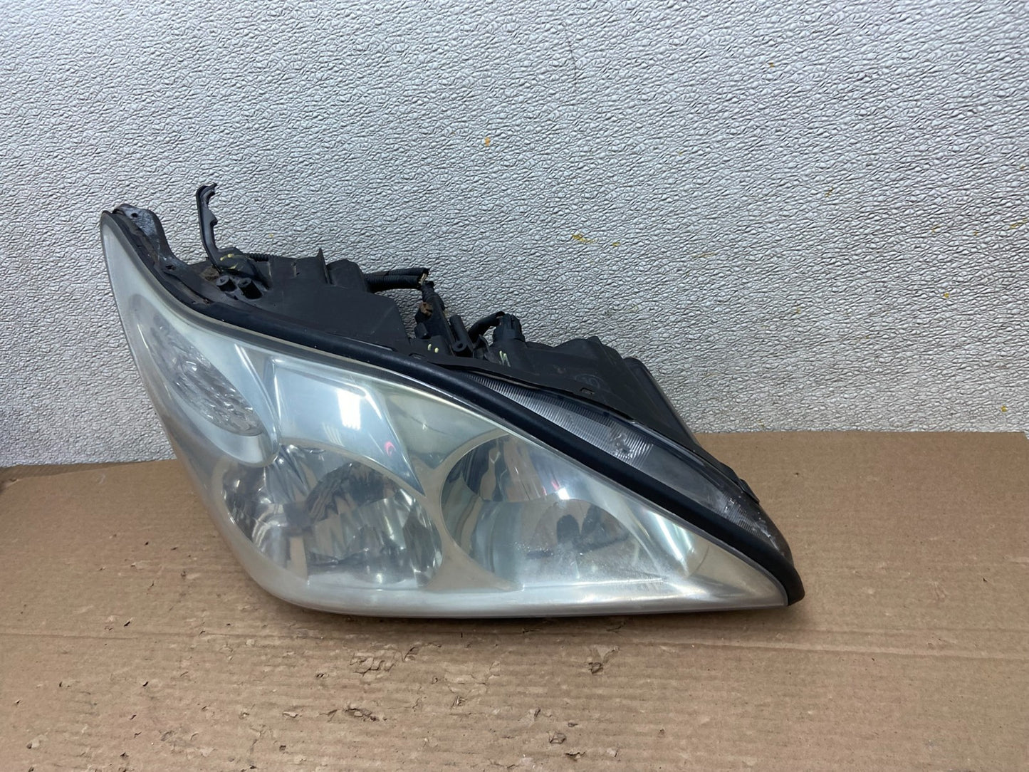 2004 to 2009 Lexus RX330 RX350 Halogen Right Passenger Headlight OEM AB1512 DG1