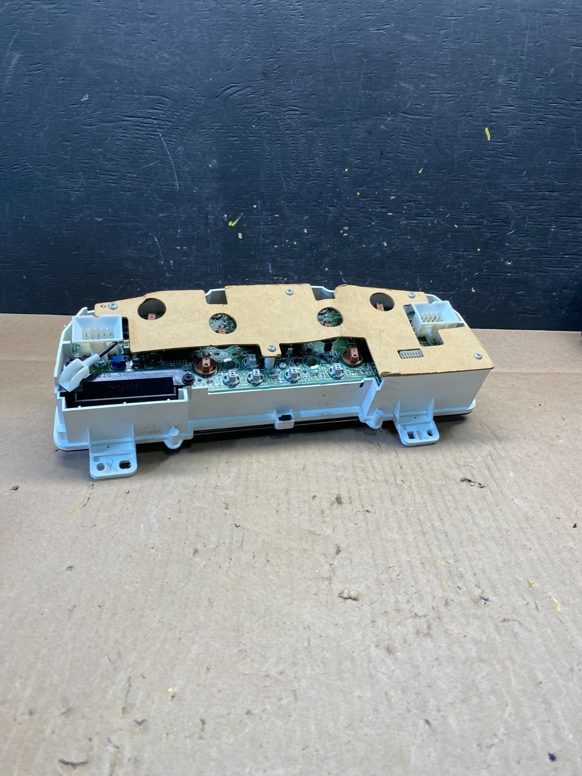 2006 Dodge Van Speedometer Cluster Gauge P56021000AI R2815 DG5