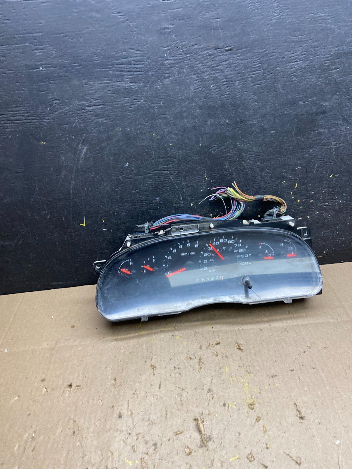 2004 to 2008 Ford E350 Gauge Speedometer Cluster u5000 DG0