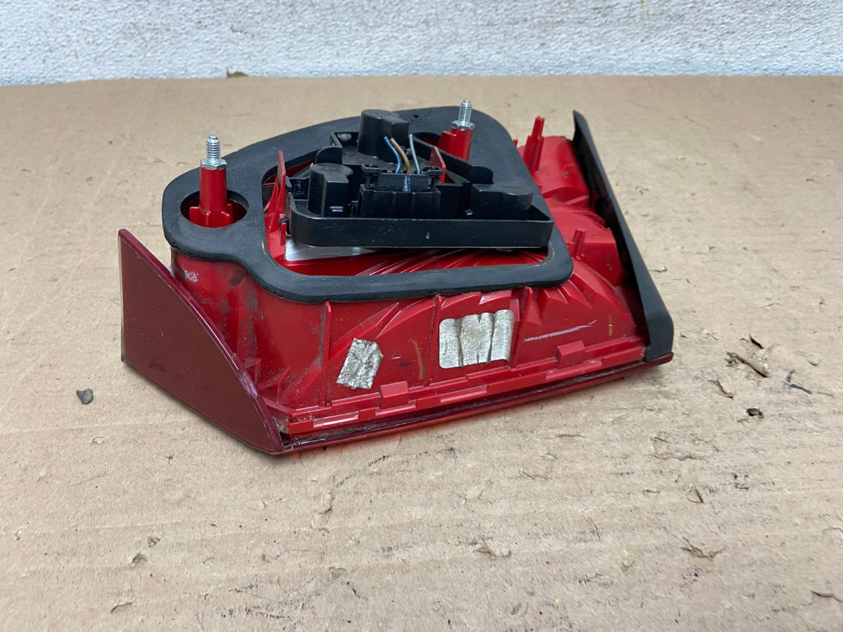 2011-2014 Volkswagen Jetta Left Driver LH Inner Trunk Tail Light AI1008 LK5