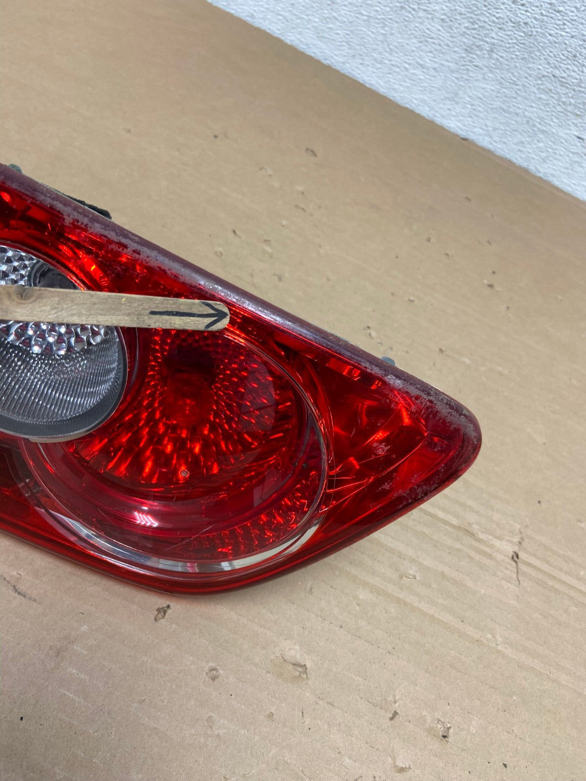 2003 2004 2005 Mazda 6 Right Passenger Inner Tail Light Taillight AD4174 LK3