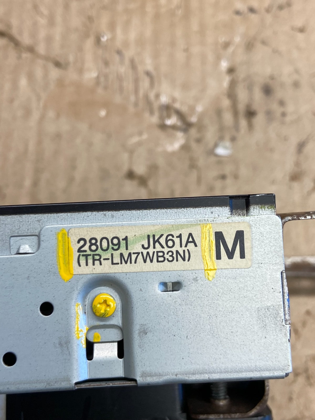 2008 to 2012 Nissan Armada QX56 Display Screen Information AE1976 DG5