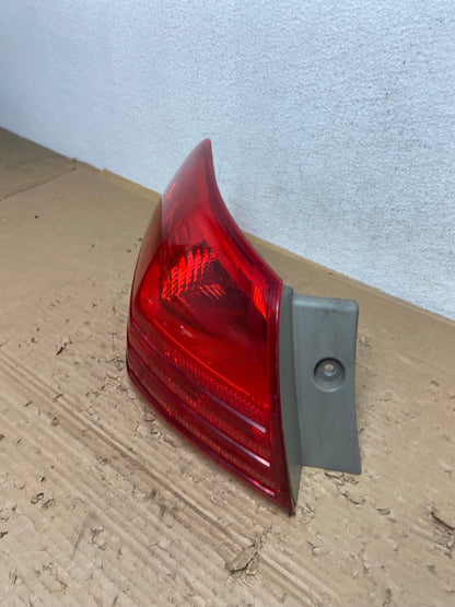 2008 to 2015 Nissan Rogue Left Driver Lh Side Tail Light AD4407 LK1