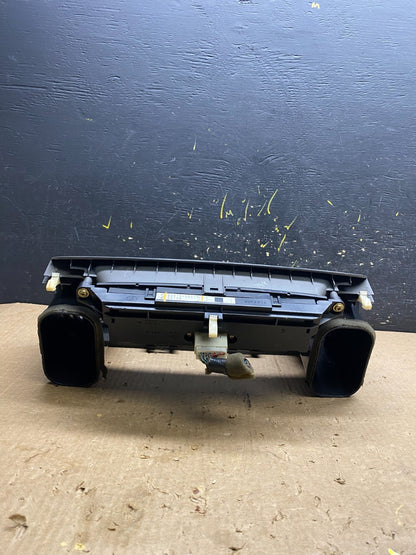 2002 2005 Toyota Camry Radio Center Console  Air Vent Bezel Trim OEM z4316 DG3