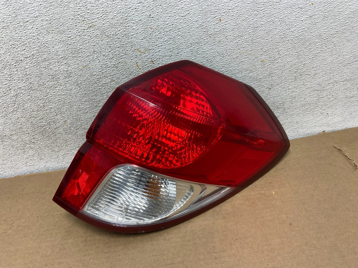2008-2009 Subaru Outback Wagon Right Passenger RH Side Tail Light AH3112 DW0