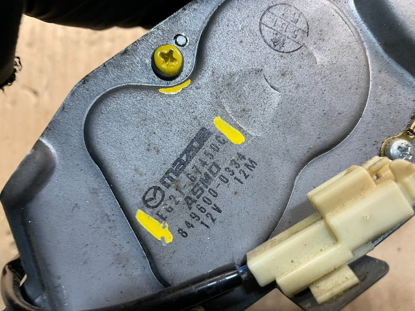 2007 to 2012 Mazda CX-7 CX7 Windshield Rear Wiper Motor x0533 DG7