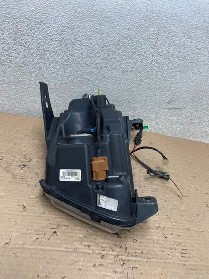 2011-2013 Jeep Grand Cherokee Right Passenger Halogen Headlight AA9699 DW9