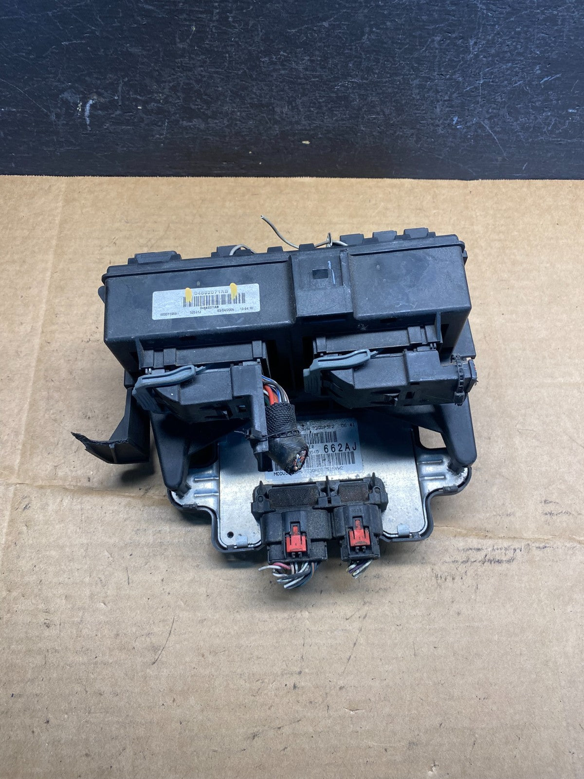 2005 Jeep Grand Cherokee BMC Body Module Power Fuse Box Relay AD7309 DG1