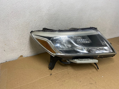 2013 to 2016 Nissan Pathfinder Right Passenger RH Side Headlight AH7787 DW1