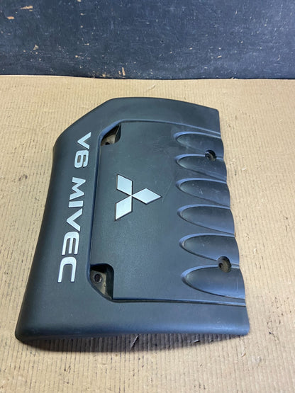2007 to 2020 Mitsubishi Outlander GT 3.0L V6 Mivec Engine Cover n8310 DG2