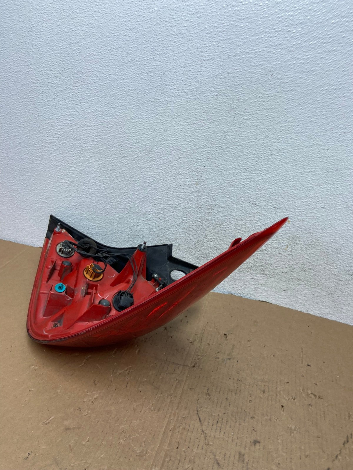 2007 - 2012 Nissan Versa Hatchback Left Driver Side Lh Tail Light AD8025 LK7