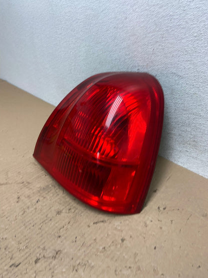 2003 to 2011 Lincoln Town Car Right Passenger Rh Tail Light AE8844 LK1