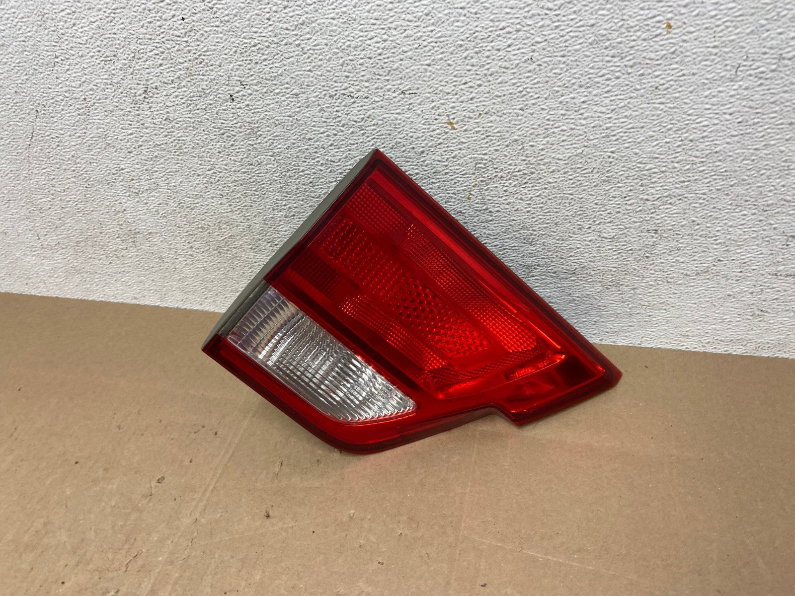 2011-2013 Jeep Grand Cherokee Left Driver Side Lh Inner Tail Light AE5021 LK1