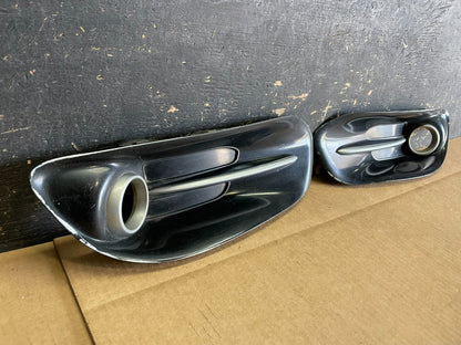 2013 to 2016 Dodge Dart Left+Right Side Fog Lights Bezel AA8987 DG1