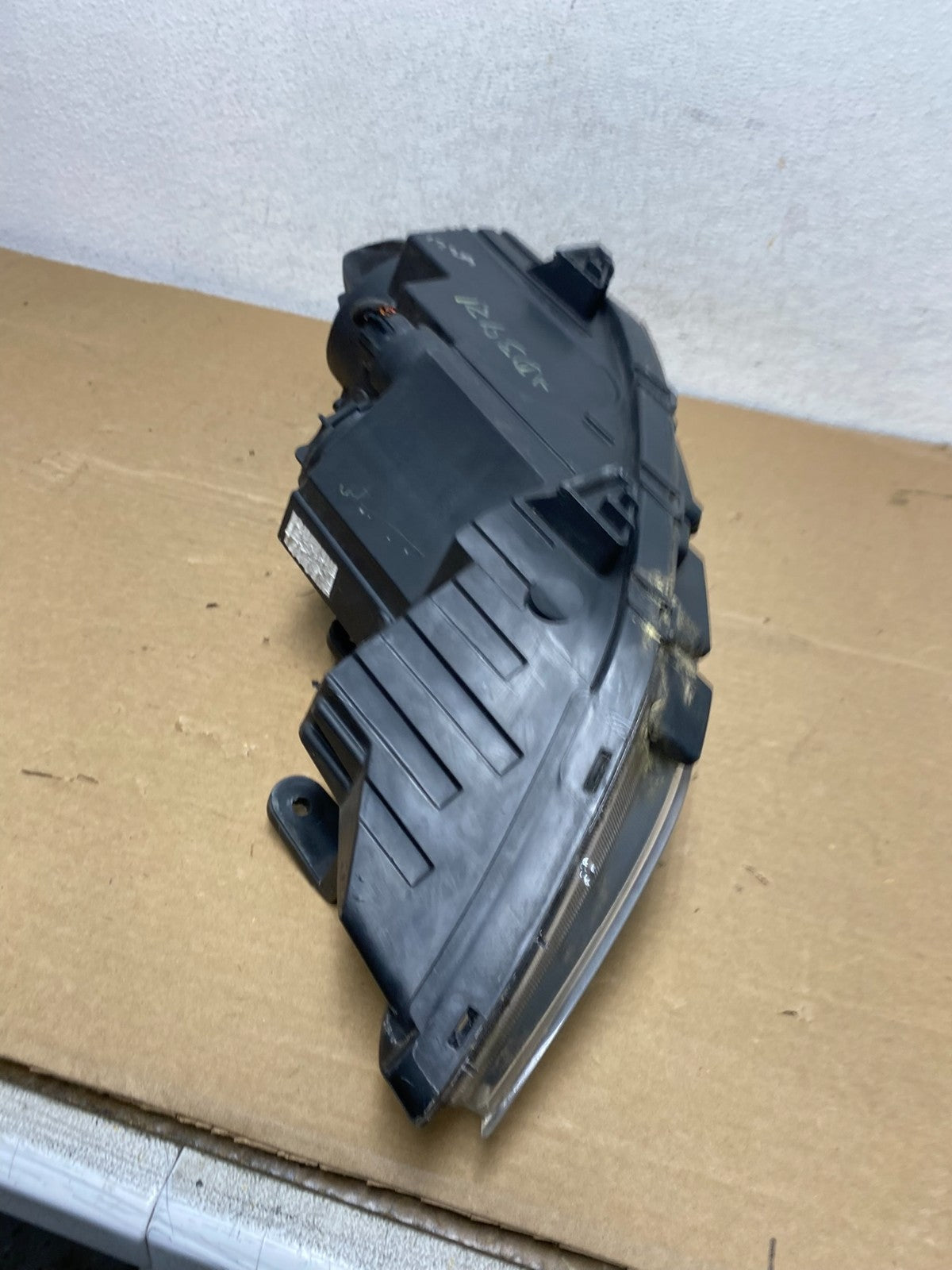 2017 - 2018 Hyundai Elantra Right Passenger RH Side Headlight AD3921 DW8