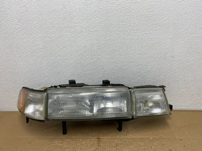 1990 to 1993 Acura Integra Right Passenger Side Headlight Halogen AC3862 DG0