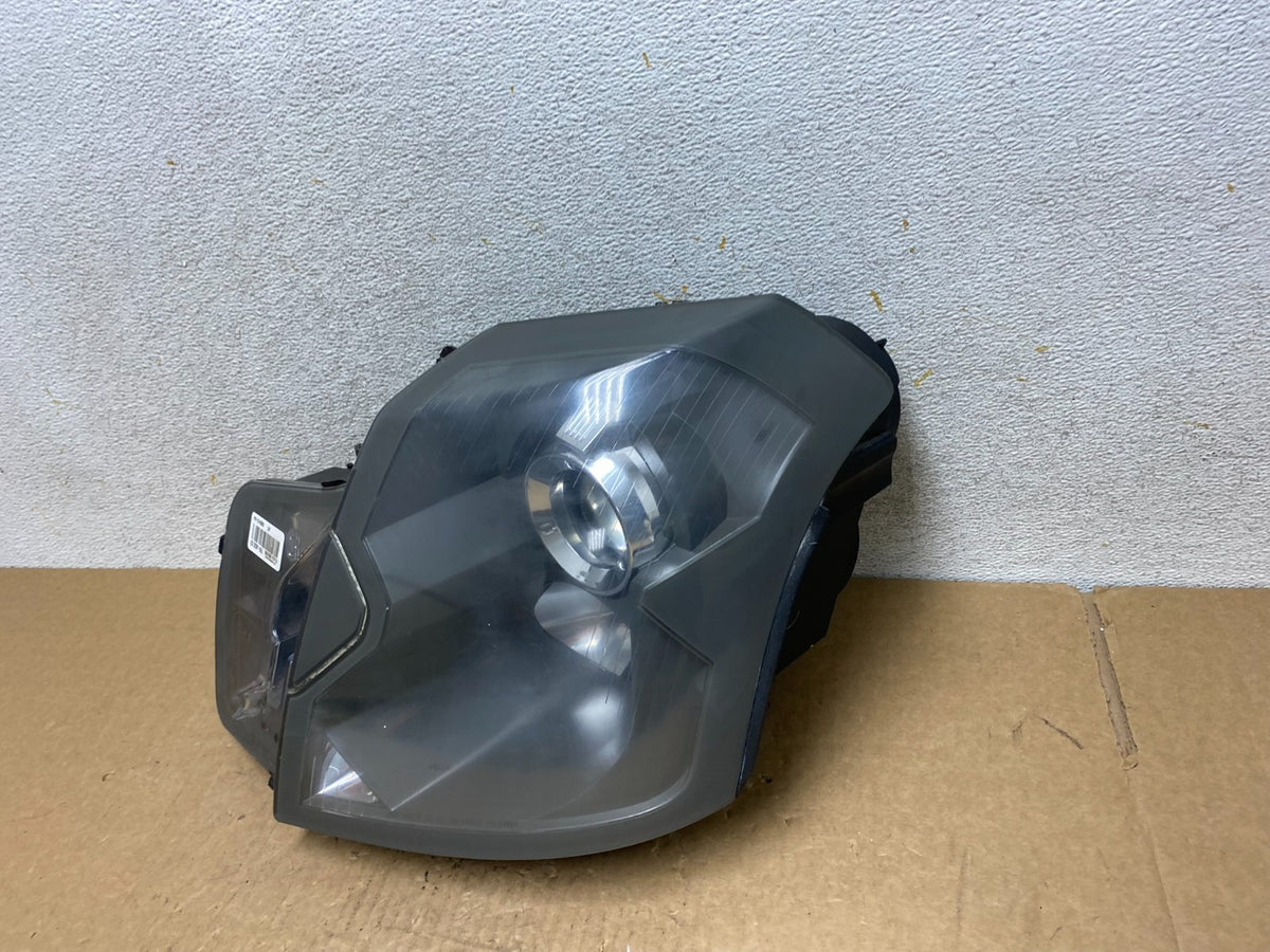 2003 to 2007 Cadillac CTS Left Driver LH Halogen Headlight AI3420 DW1