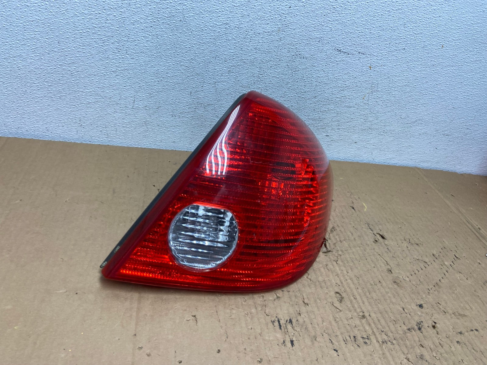 2005-2010 Pontiac G6 Sedan Right Passenger Side Tail Light AD2484 LK2
