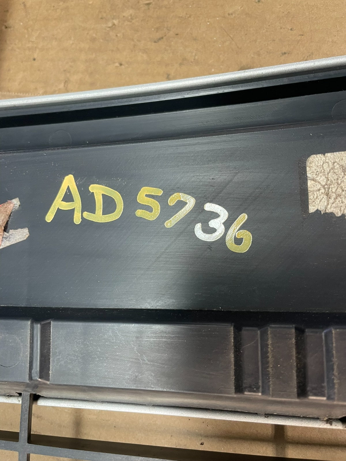 2008 2009 2010 2011 2012 Jeep Liberty Front Upper Grill Grille AD5736 DG7