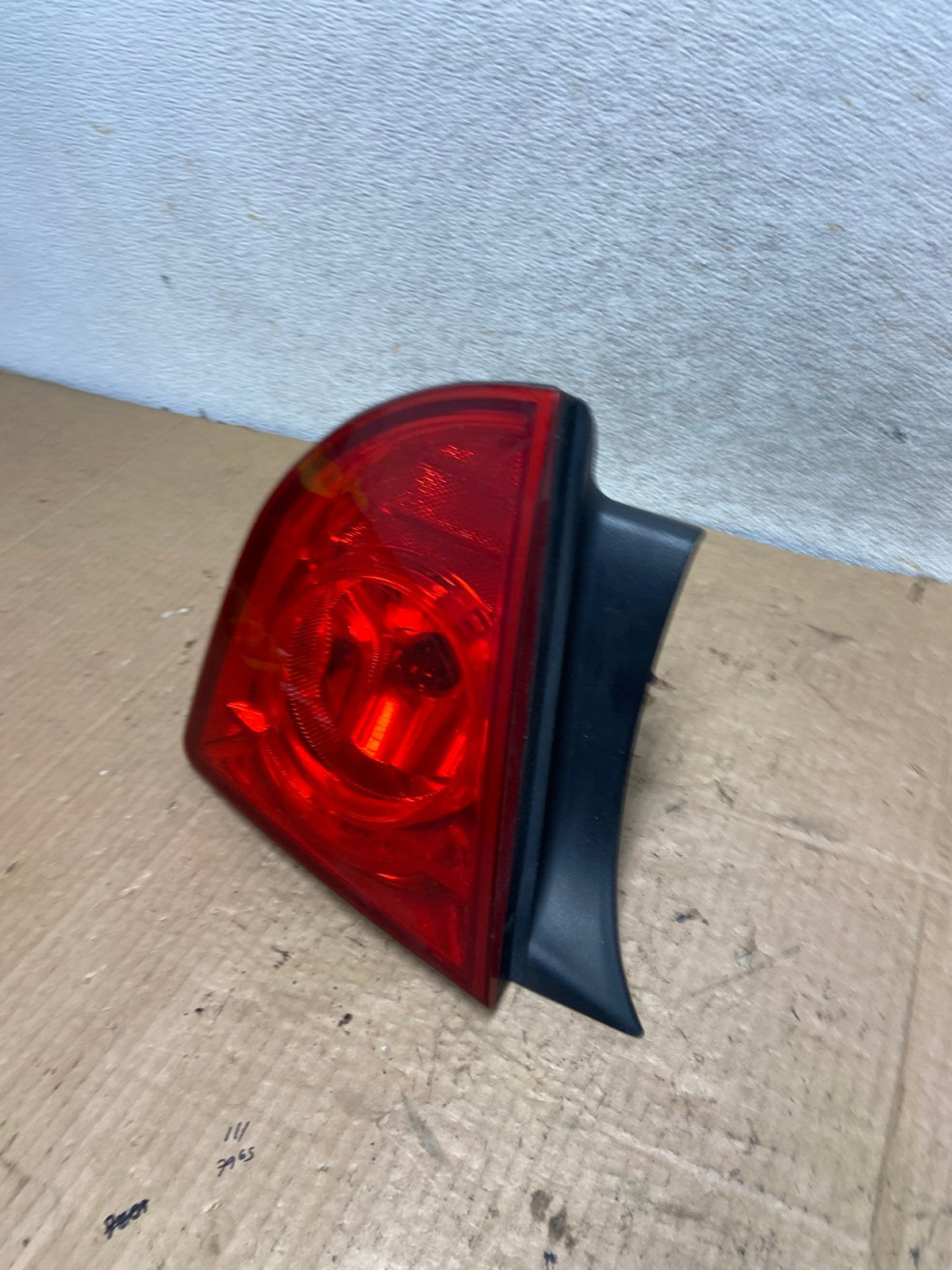 2008 2012 Chevrolet Malibu Left Driver Lh Side Tail Light AI8043 LK1