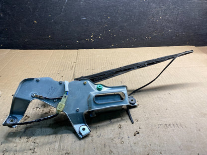 2005 to 2009 Subaru Legacy Outback Rear Windshield Wiper Motor AB03935