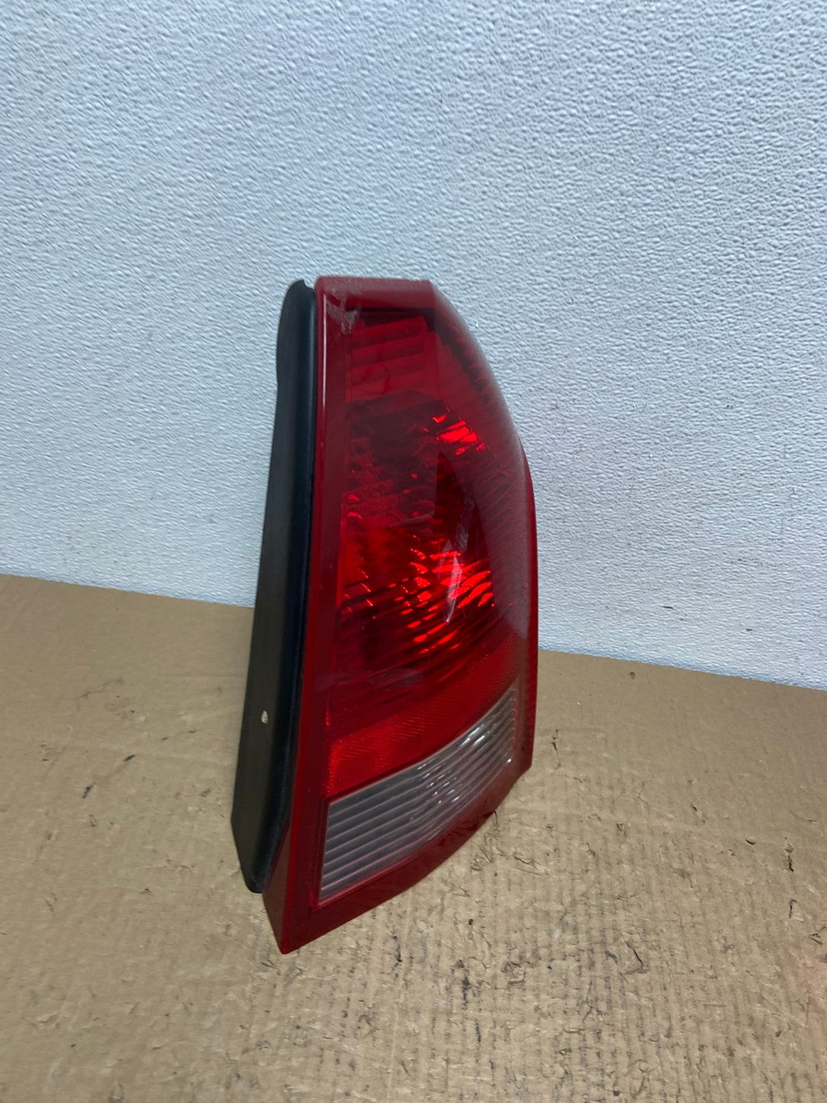 2005 2006 2007 Chrysler 300 Right Passenger Rh Side Tail Light Oem AC4050 LK2