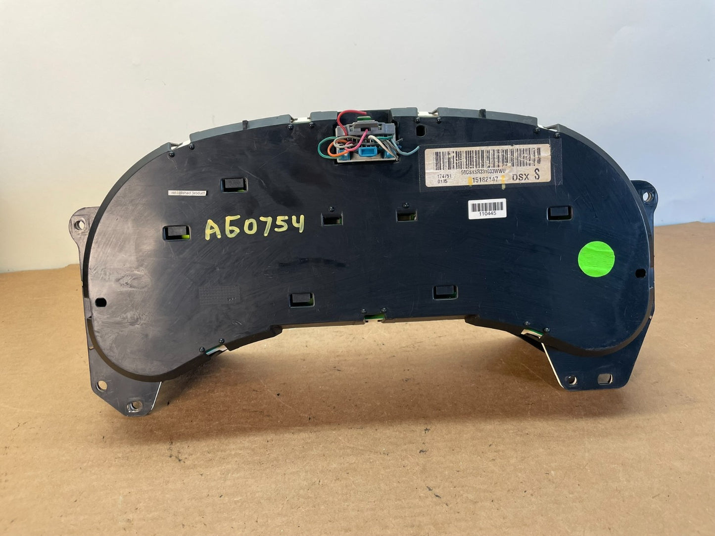 2003 to 2006 Chevrolet Silverado Speedometer Instrument Cluster AG0754 DG7