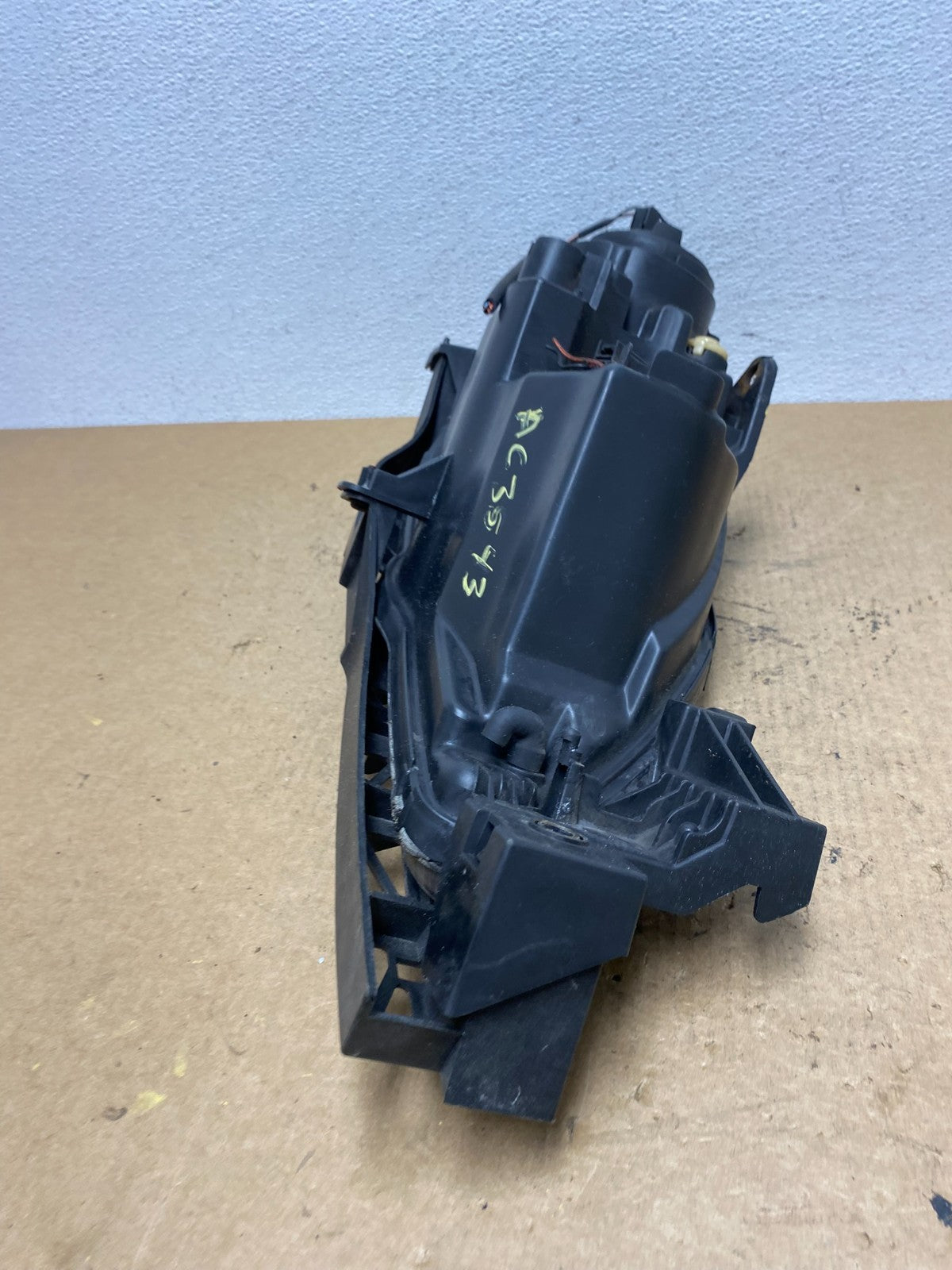 2004 to 2009 Mazda 3 Sedan Left Driver LH Side Headlight AC3543 DW8