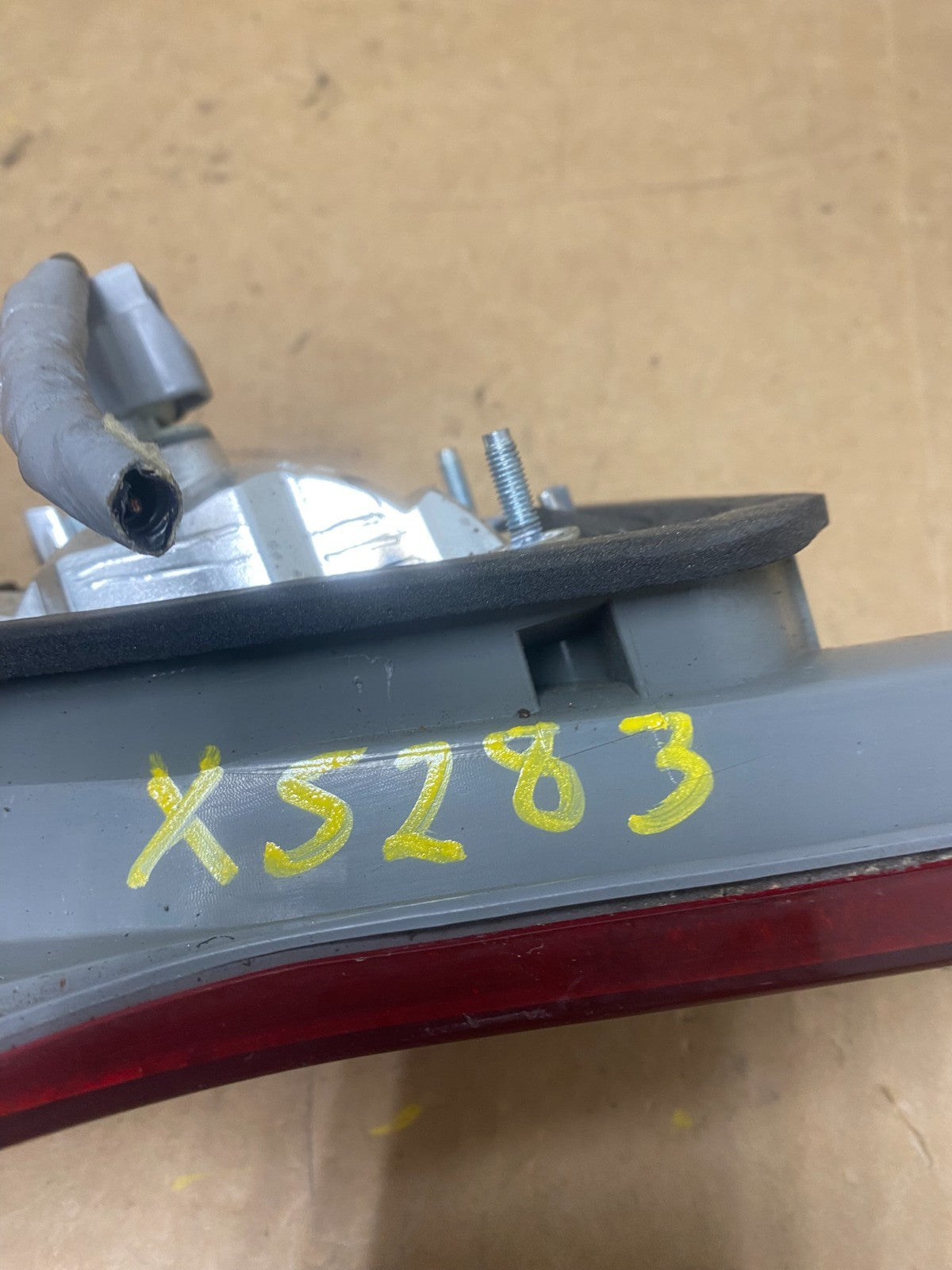 2007 2008 2009 Acura Mdx Right Passenger Rh Side Inner Tail Light Oem X5283 DW8