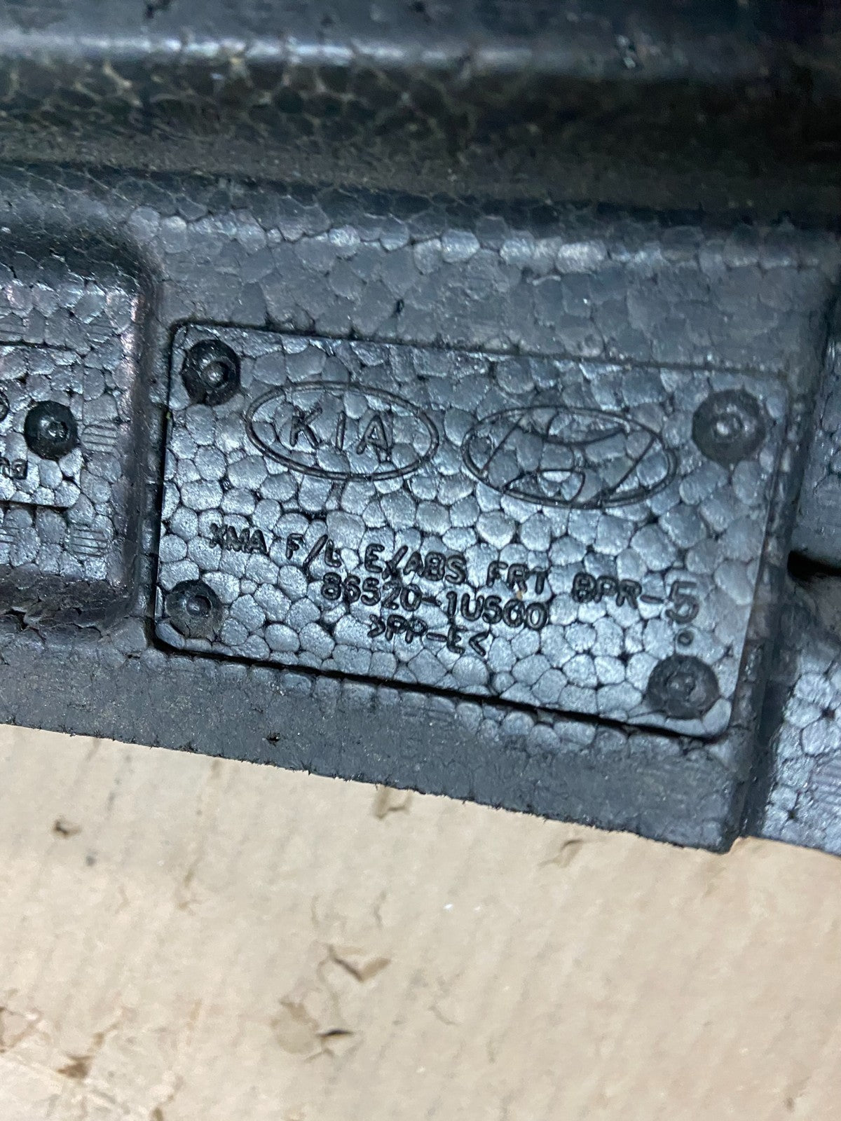 2009 to 2012 Sorento Front Bumper Impact Energy Absorber Foam Pad OEM X7905  DG6