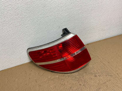 2007 to 2010 Saturn Outlook Left Driver LH Tail Light OEM AB6689 LK2