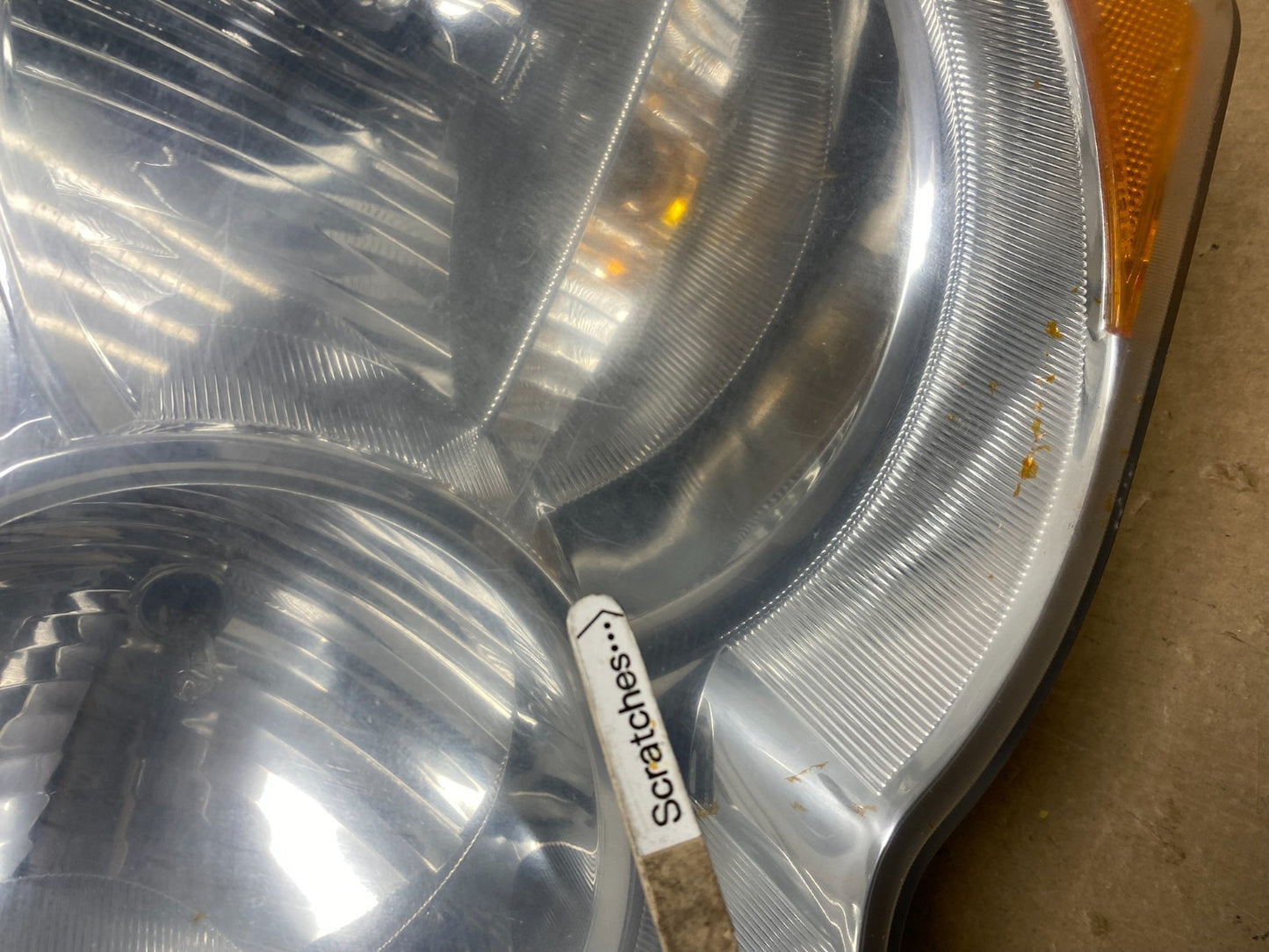 2008-2010 Jeep Grand Cherokee Left LH Driver Side Halogen Headlight AC1092 DW3
