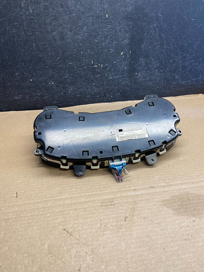 2002 - 2005 GMC Envoy Speedometer Cluster Gauge ah1398 DG5
