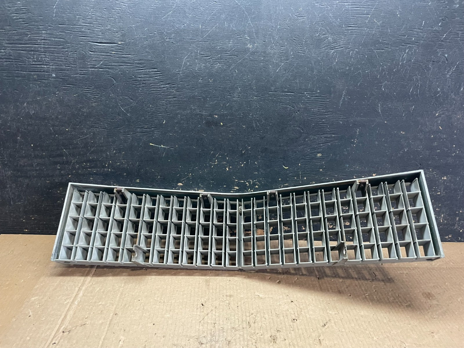 1977 to 1979 Cadillac Deville Front Grill Grille GM 1611929 AB31773