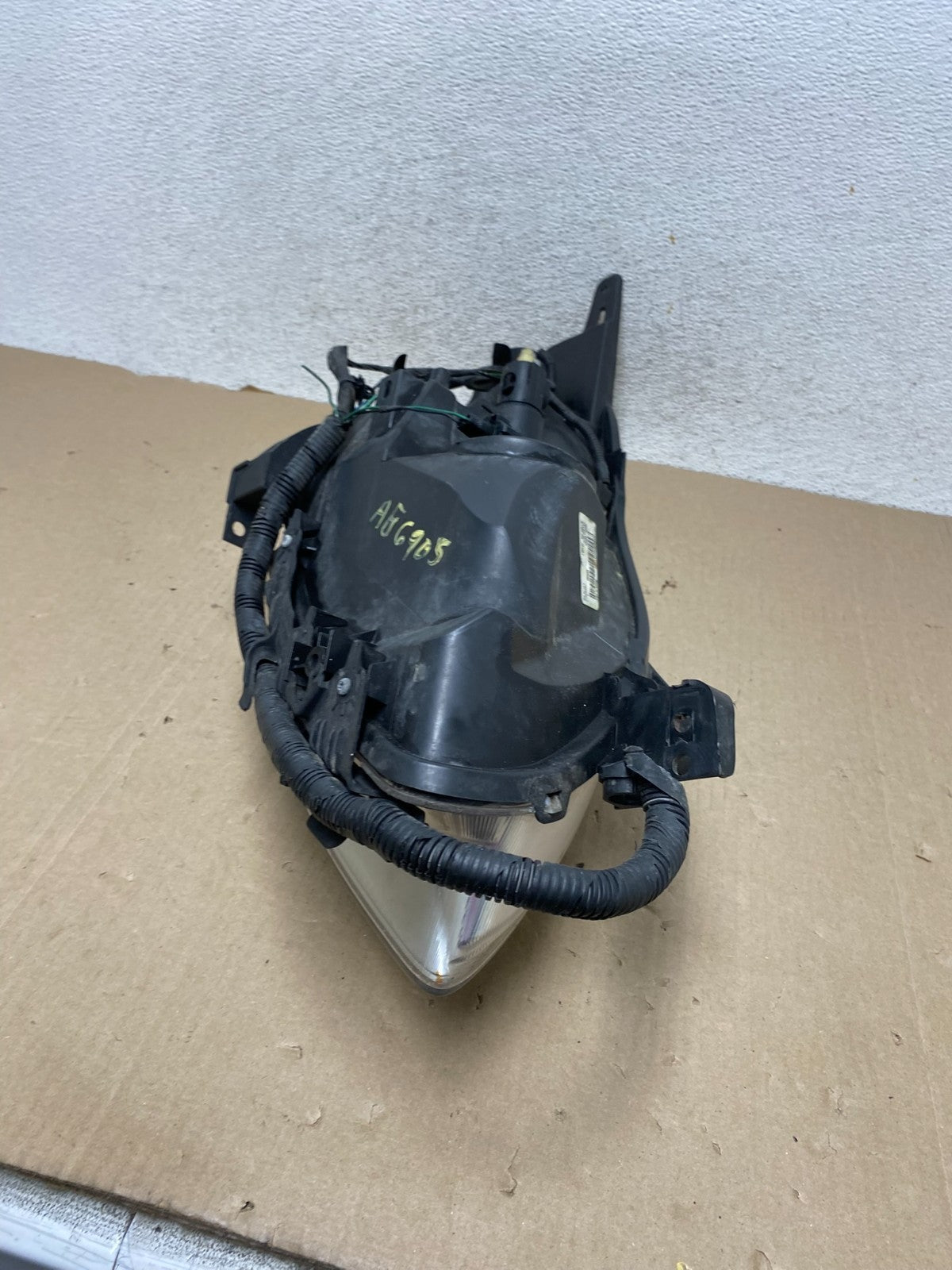 Sedan 2010 2011 2012 Nissan Altima Left Driver Side Headlight AG6905 DW7