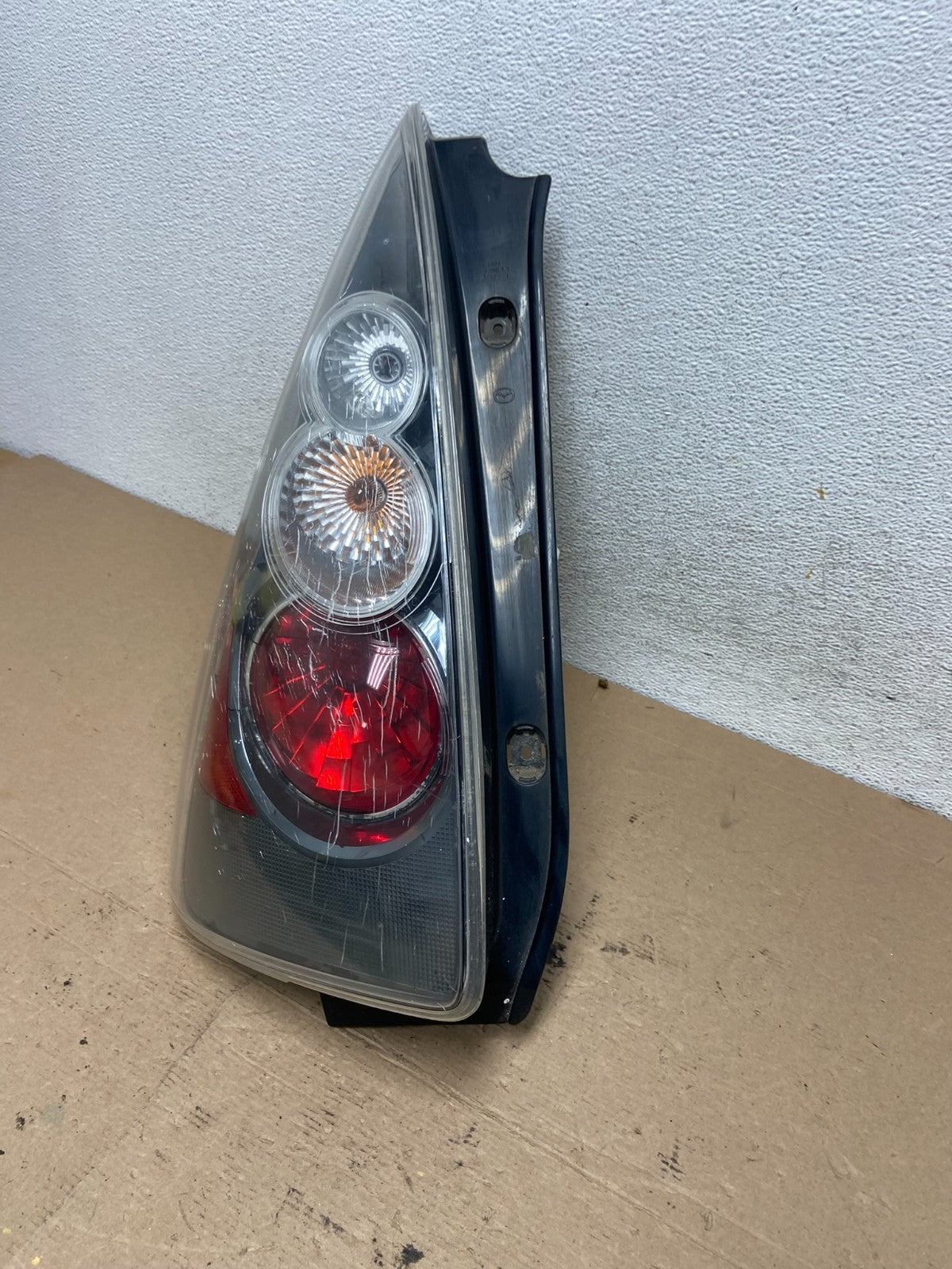 2006 2007 Mazda 5 Left Driver Side Tail Light AF4741 DW1