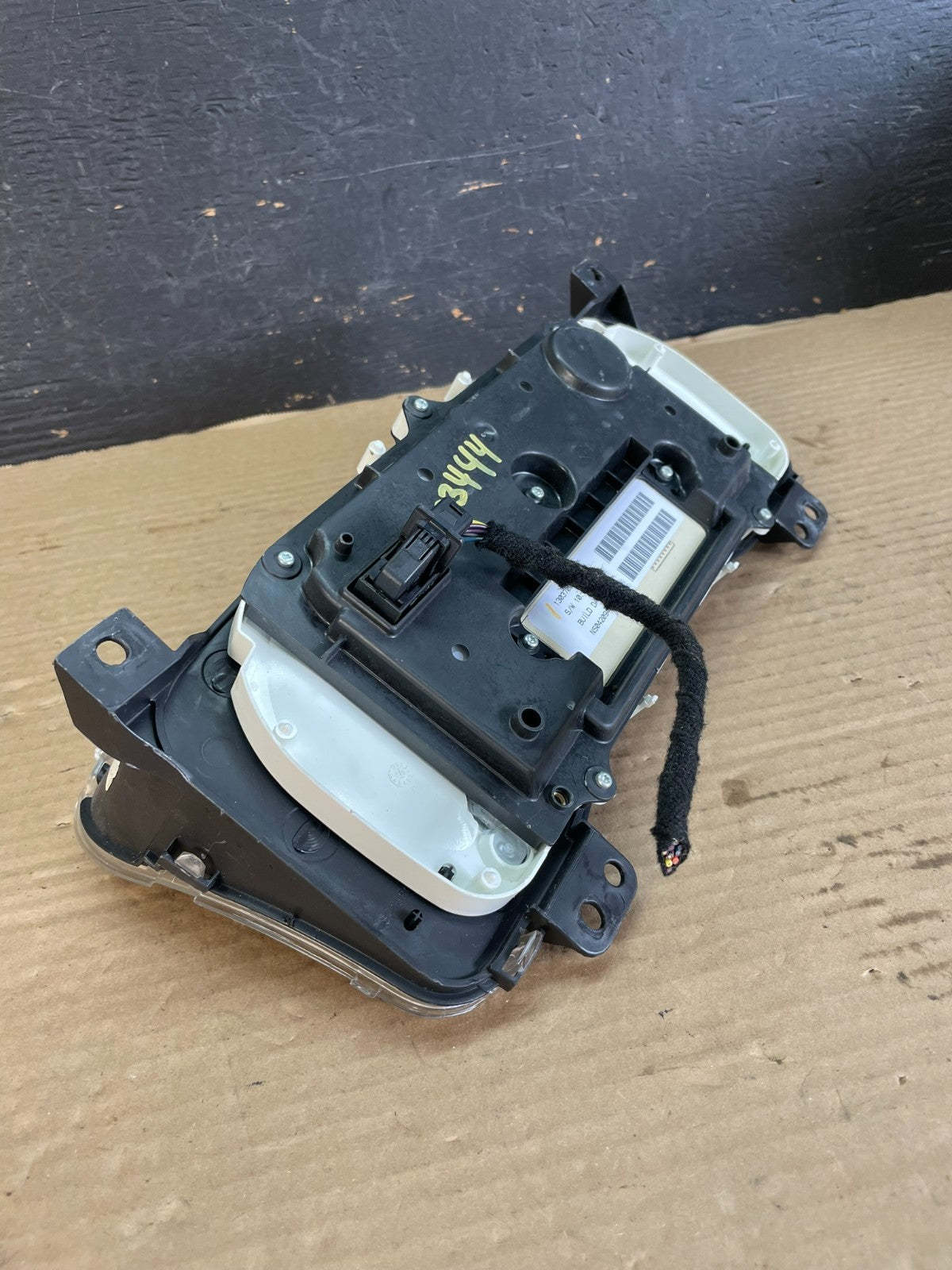 2006 to 2010 Hummer H3 Dash Cluster Gauge Speedometer AF3444 DW6