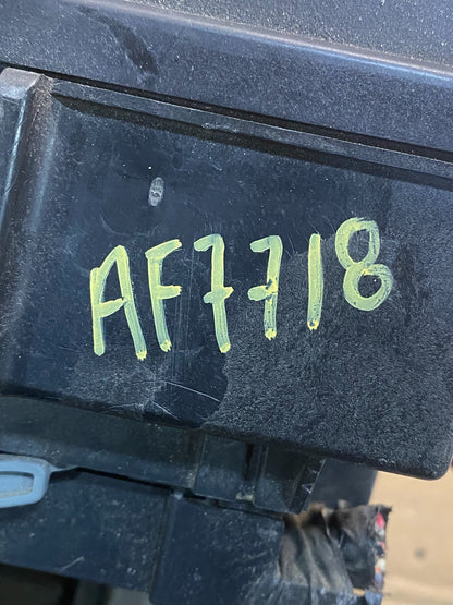2008 Jeep Grand Cherokee Fuse Box Relay Panel 04692165ab AF7718 DG7